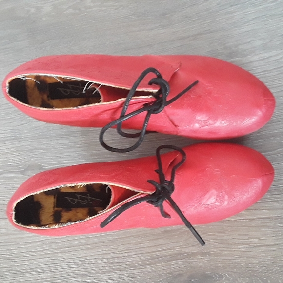 Sugar Skull Heel Booties - Picture 7 of 11